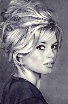 Peinado recogido Vintage - Brigitte Bardot