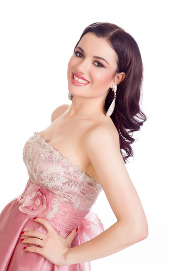 Peinado Miss Universo Bulgaria